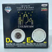 Cargar imagen en el visor de la galería, Tiger &amp; Bunny - Stamp Design Mini Plate
