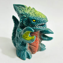 Cargar imagen en el visor de la galería, Ultraman Gaia - Bokrag - Finger Puppet - Kaiju - Monster - SD Figure
