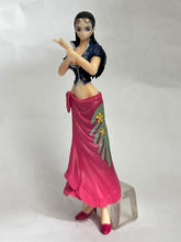 Cargar imagen en el visor de la galería, One Piece - Nico Robin - Trading Figure
