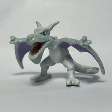 Cargar imagen en el visor de la galería, Pokémon - Aerodactyl - Trading Figure - MC
