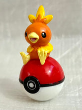 Cargar imagen en el visor de la galería, Pocket Monsters - Achamo / Torchic - Pokémon Roly-Poly Figure
