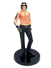 Load image into Gallery viewer, Crows x Worst - Kunou Ryuushin - Trading Figure - Blacklist Gaiden Skull Bearers Tattoo Ver.
