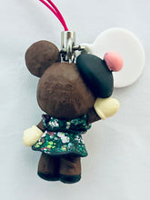 Cargar imagen en el visor de la galería, Disney Characters - Minnie Mouse - Couture Designer Figure Strap
