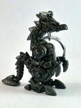 Cargar imagen en el visor de la galería, Dragon Metal Keychain - Keyholder
