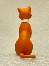 Load image into Gallery viewer, The Aristocats - Thomas O&#39;Malley - Disney Choco Party Part 6 - Trading Figure (139)
