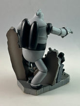 Cargar imagen en el visor de la galería, Tetsujin 28-gou - &quot;Hideout Assault&quot; - Trading Figure - Monochrome ver.
