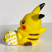 Cargar imagen en el visor de la galería, Pókemon Best Wishes! - Pikachu - Finger Puppet - Electro Ball
