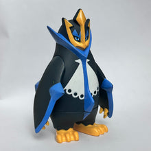 Load image into Gallery viewer, Pokémon DP - Emperte / Empoleon - Soft Vinyl Figure
