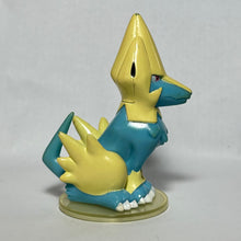 Load image into Gallery viewer, Pokémon - Livolt / Manectric - Trading Figure - Data Carrier
