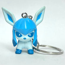 Load image into Gallery viewer, Pocket Monsters - Glacia / Glaceon - Figure Keychain
