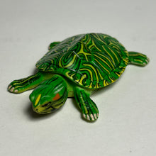 Cargar imagen en el visor de la galería, Green Turtle - Trading Figure - Miniature - 034
