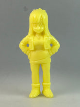 Cargar imagen en el visor de la galería, Dragon Ball Z - Maron - Eraser Figure - Yellow
