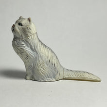 Cargar imagen en el visor de la galería, Persian cat - Trading Figure - Miniature - 044 P23-A
