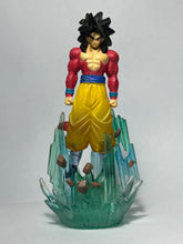 Cargar imagen en el visor de la galería, Dragon Ball GT - Son Goku SSJ4 - Trading Figure - DBGTUS

