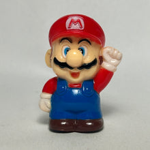 Cargar imagen en el visor de la galería, Super Mario Kart - Mario - Soft Vinyl Figure
