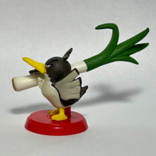 Load image into Gallery viewer, Pokémon - Galarian Farfetch'd - Mini Figure
