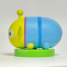 Cargar imagen en el visor de la galería, Disney Tsum Tsum - Alien - Trading Figure - Choco Egg (64)

