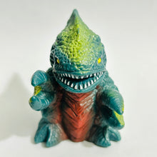 Cargar imagen en el visor de la galería, Ultraman Gaia - Bokrag - Finger Puppet - Kaiju - Monster - SD Figure
