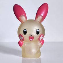 Cargar imagen en el visor de la galería, Pokémon - Prasle / Plusle - Finger Puppet - Clear ver. (AG4)
