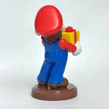 Load image into Gallery viewer, Super Mario Brothers - Mario - Trading Figure - Choco Egg - Present ver.
