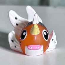 Cargar imagen en el visor de la galería, Pokémon Advanced Generation - Azumao / Seaking - Finger Puppet - Clear ver.
