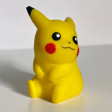 Cargar imagen en el visor de la galería, Pókemon Best Wishes! - Pikachu - Finger Puppet
