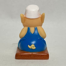 Cargar imagen en el visor de la galería, Three Little Pigs - Practical Pig - Trading Figure (14)
