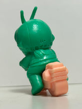 Cargar imagen en el visor de la galería, Kamen Rider 1 &amp; Cyclone - Eraser Figure - Keshigomu
