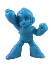 Cargar imagen en el visor de la galería, Mega Man Series - Mega Man - Eraser Figure
