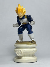 Cargar imagen en el visor de la galería, Dragon Ball Z - Vegeta SSJ - Chess Piece - Bishop
