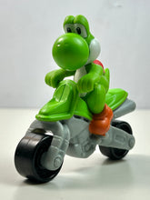 Cargar imagen en el visor de la galería, Mario Kart 8 - Yoshi - Toy - Happy Set
