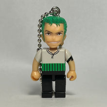 Cargar imagen en el visor de la galería, One Piece - Roronoa Zoro - Swing Mascot
