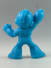 Cargar imagen en el visor de la galería, Mega Man Series - Mega Man - Eraser Figure
