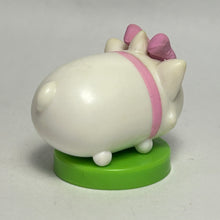 Cargar imagen en el visor de la galería, Disney Tsum Tsum - Marie - Trading Figure - Choco Egg (97)
