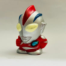 Cargar imagen en el visor de la galería, Ultraman Nice - Finger Puppet - SD Figure
