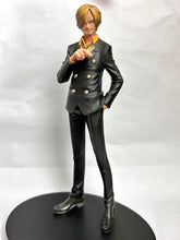 Cargar imagen en el visor de la galería, One Piece - Sanji - The Grandline Men - Vol 12
