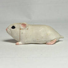 Cargar imagen en el visor de la galería, Djungarian Hamster - Trading Figure - Miniature - 048 P24-B
