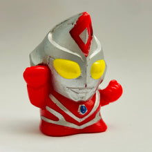 Cargar imagen en el visor de la galería, Ultraman Dyna (Strong Type) - Finger Puppet - SD Figure
