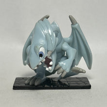 Cargar imagen en el visor de la galería, Yu-Gi-Oh! - Blue-Eyes White Dragon - Trading Figure
