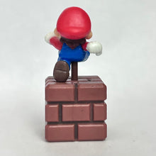 Load image into Gallery viewer, Super Mario Brothers - Chibi Mario &amp; Renga Block - Trading Figure - Choco Egg
