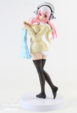 Load image into Gallery viewer, SoniComi (Super Sonico) - Sonico - Seikatsu Micchaku Shuzai Special Figure - Clothes Changing Time ver.
