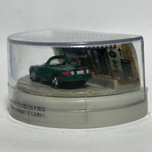 Cargar imagen en el visor de la galería, Mazda Eunos Roadster (Dark Green) - Diorama Miniature Car
