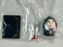 Cargar imagen en el visor de la galería, Disney Snow White and the Seven Dwarfs - The Witch - Trading Figure - Kore Chara!
