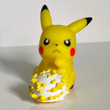 Cargar imagen en el visor de la galería, Pókemon Best Wishes! - Pikachu - Finger Puppet - Electro Ball
