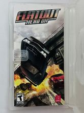 Cargar imagen en el visor de la galería, FlatOut: Head On - PSP - PlayStation Portable - NTSC - Box &amp; Manual (ULUS-10328)
