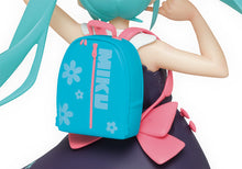 Cargar imagen en el visor de la galería, Vocaloid - Hatsune Miku - Haru Fuku ver. - Figure
