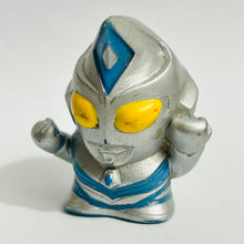 Cargar imagen en el visor de la galería, Ultraman Dyna (Miracle Type) - Finger Puppet - SD Figure
