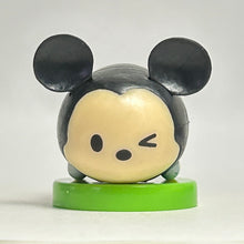 Cargar imagen en el visor de la galería, Disney Tsum Tsum - Mickey Mouse - Trading Figure - Choco Egg - Wink (58)

