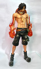 Cargar imagen en el visor de la galería, One Piece - Portgas D. Ace - Master Stars Piece - Hiken no Ace ver.
