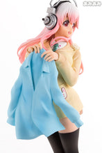 Load image into Gallery viewer, SoniComi (Super Sonico) - Sonico - Seikatsu Micchaku Shuzai Special Figure - Clothes Changing Time ver.

